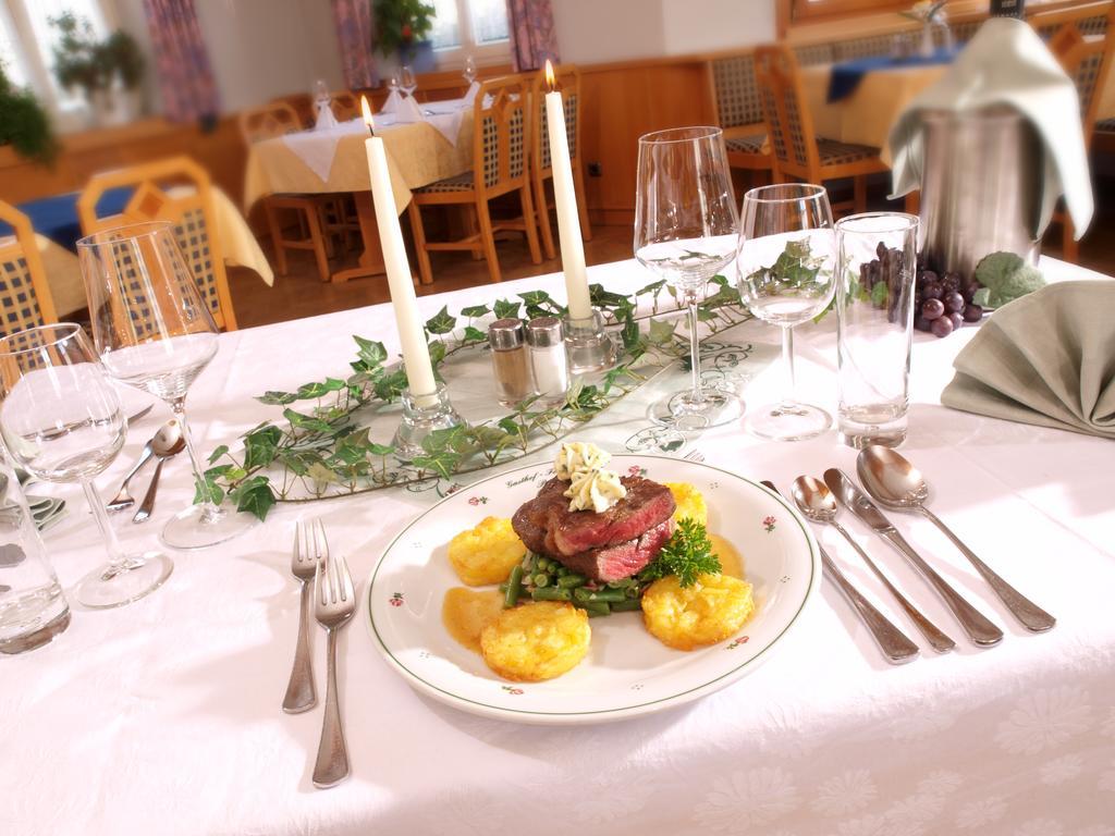 Fruehstueckspension Wiesenhaus Miesenbach  ภายนอก รูปภาพ